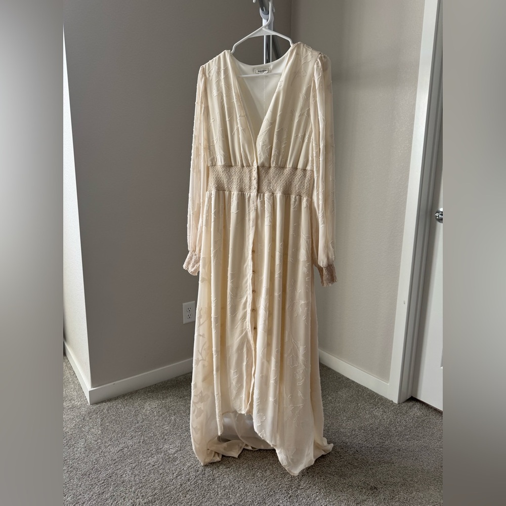 Baltic Born Mayfair High Low Maxi Dress I Vintage Cream - XL
